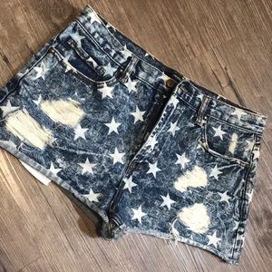 Distressed high waisted shorts